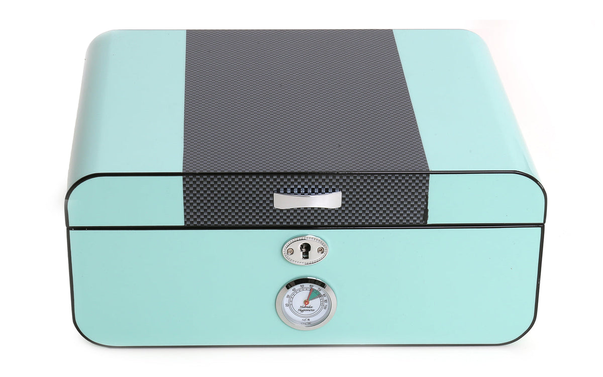 CIGAR BOX IN LACQUERED TIFFANY CARBON FIBER
