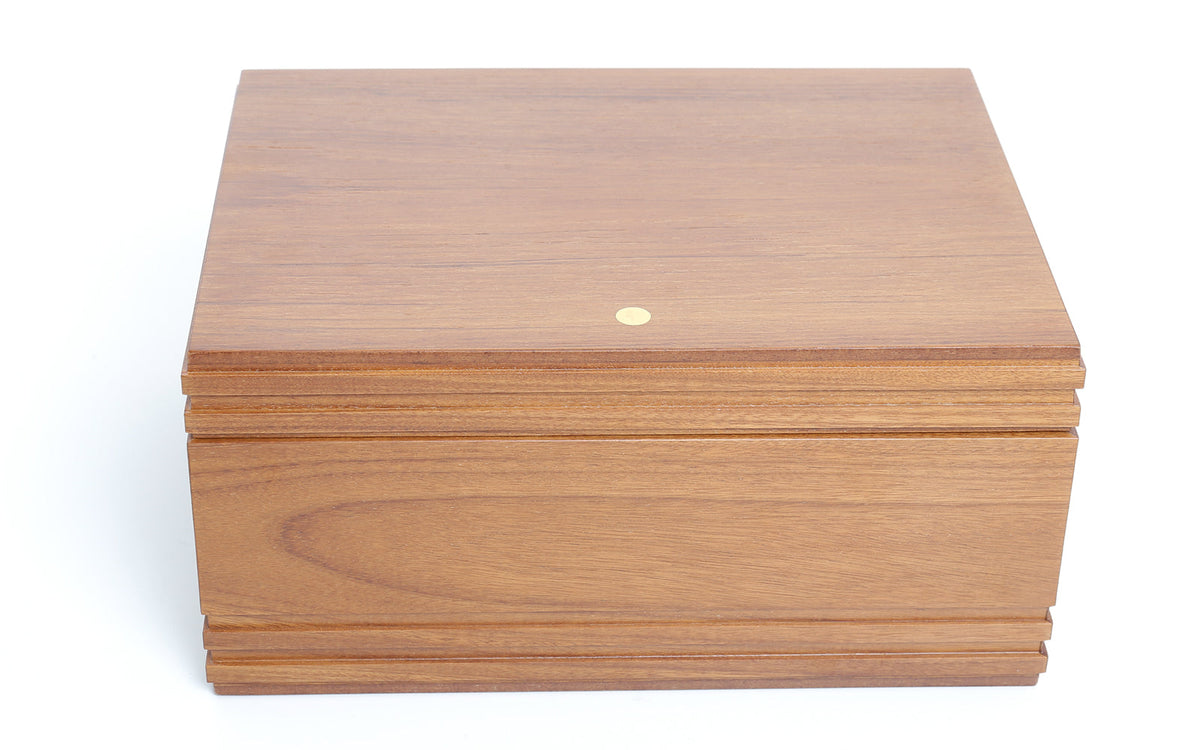 ELEGANZA SMOOTH AND RUSTIC WITH LIGHTER