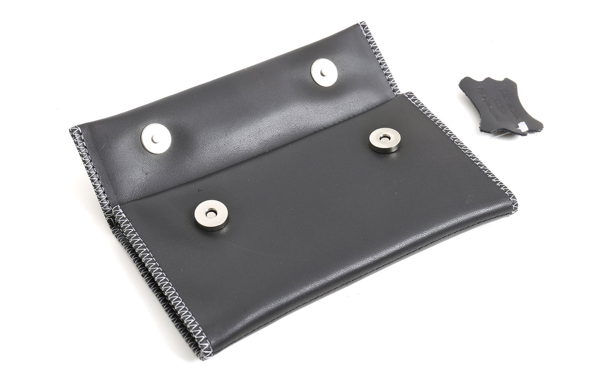 BLACK TOBACCO AND PAPER POUCH