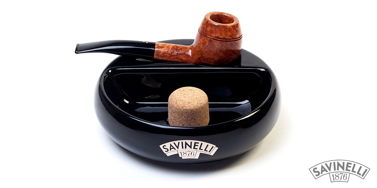 PIPE ASHTRAY WITH BLACK PIPE REST